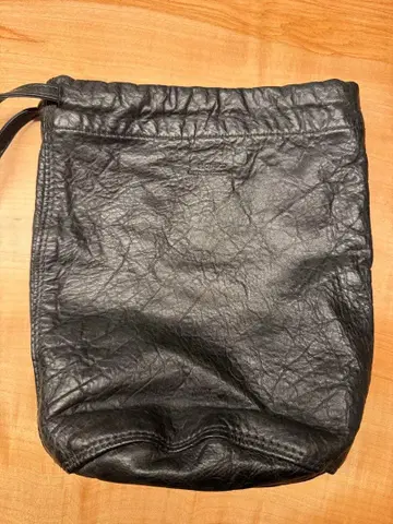 SLOW&CO 블랙 가죽 복조리