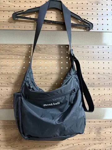 몽벨 숄더백 S 블랙 아웃도어