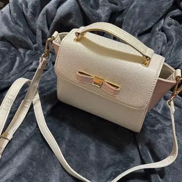 Celia 리본 포함 숄더백 화이트