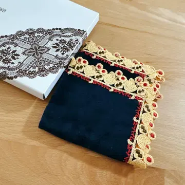 치카자와 레이스 유하이무 손수건