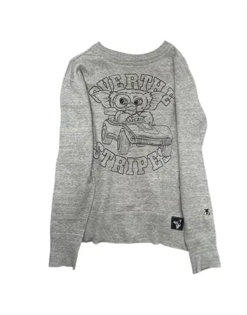 [배송비 포함] OVERTHESTRIPES 그레이 맨투맨 그렘린 기즈모