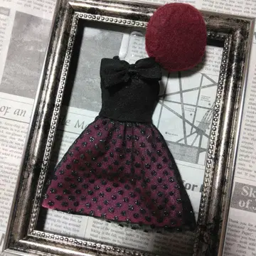 리카짱 와인 레드 드레스와 베레모 세트