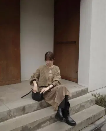 eaphi CABLE KNIT CARDIGAN