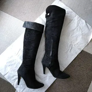 블랙 스웨이드 가죽 오버니 부츠