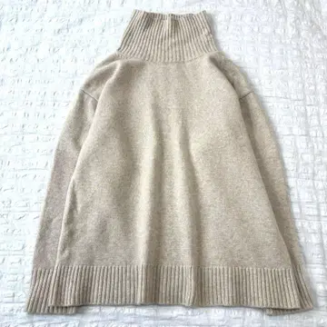 윔 가젯 울 터틀 니트 풀오버 루즈핏 베이지