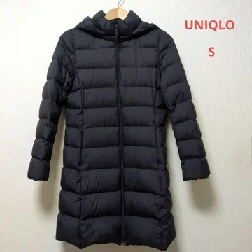 유니클로 울트라 라이트 다운 롱 코트 블랙