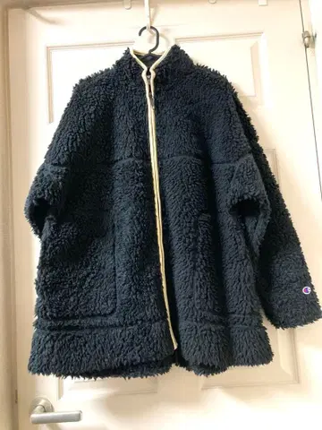 보아 플리스 스탠드 카라 자켓