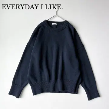 2618y 새상품급 에브리데이 아이라이크 두꺼운 원단 크루넥 니트 네이비