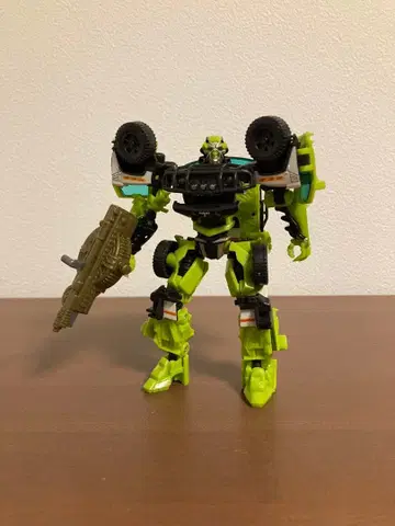 트랜스포머 다크 사이드 문 라쳇 DA-06