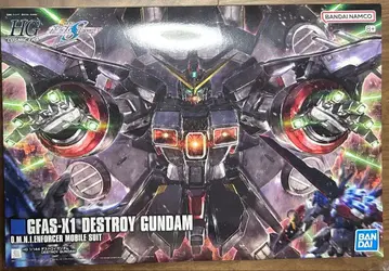 반다이 HG 1/144 디스트로이 건담