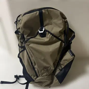 퍼고웍스 BUDDY22 백팩 올리브