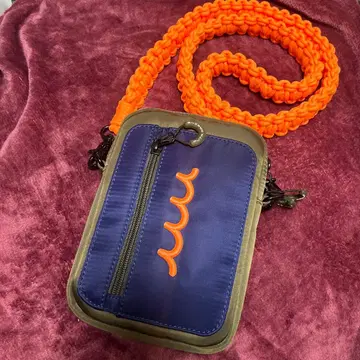 무타 마린 숄더백