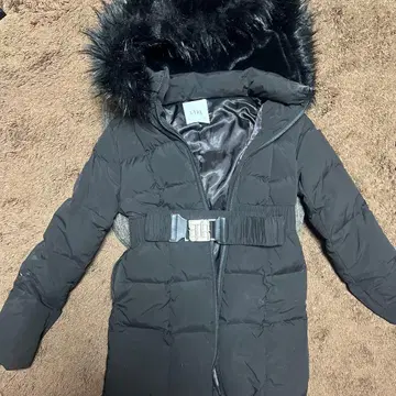 GYDA 다운 자켓 2024