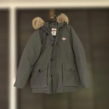 단톤 그레이 다운 자켓 퍼 포함 후드