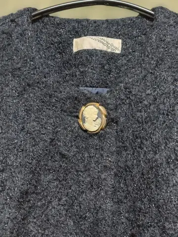 카메오 부착 코트 블랙 S 사이즈 해당