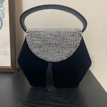 비즈 장식 육각형 파티 백 블랙