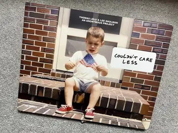 Couldn't Care Less / Thomas Lelu