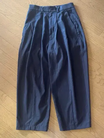 블랙 플리츠 와이드 팬츠