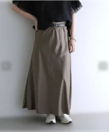 새상품 라토타리테 빈티지 새틴 스커트 브라운