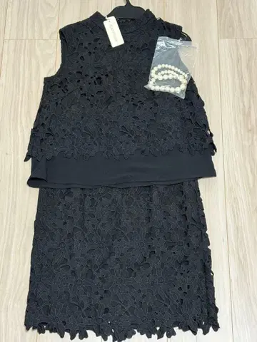 결혼식 드레스 경사 정가 29000엔 미사용 2피스 타입