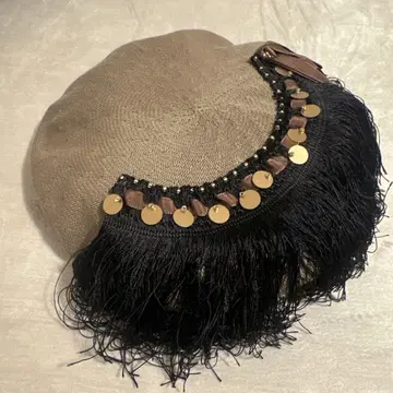 [ 택 포함 미사용 새상품 ] CA4LA 프린지 베레모