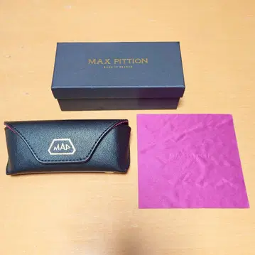 미사용 새상품 MAX PITTION 안경 케이스