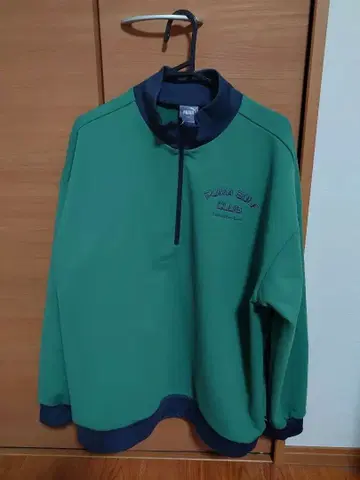 PUMA 그린 컬러 집업 스웨터 L 사이즈
