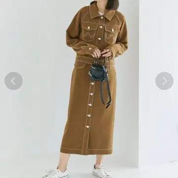 3L 4L LAVAENGE 셋업 스커트 브라운