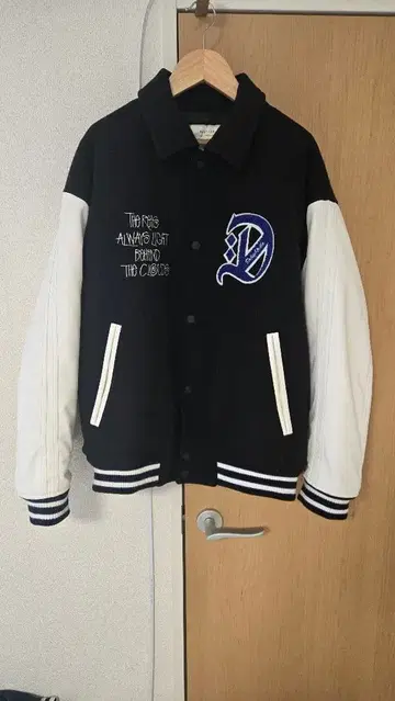 울리 테크 로고 와펜 오버 사이즈 바시티 자켓 M 사이즈