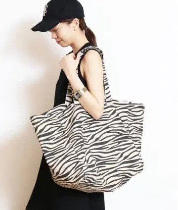 미사용 [SITA PARANTICA] 제브라 토트백 L