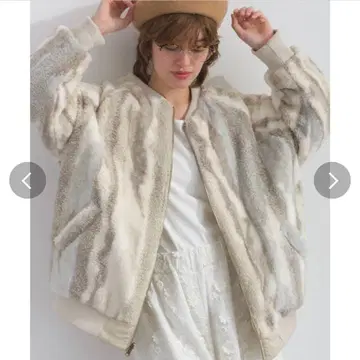 lupilien 루필리앙 보아*퀼팅 리버서블 블루종