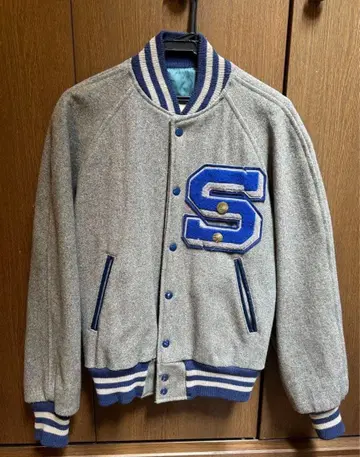 Hatchers 스타디움 점퍼 S 로고 그레이