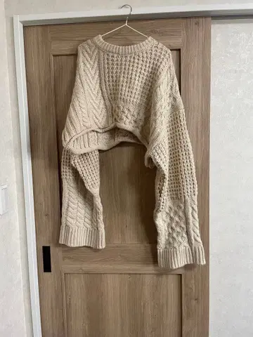 CFT. sloth short aran knit 나마케모노니트 택 포함