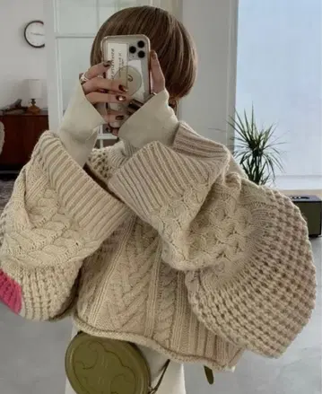 CFT. sloth short aran 니트 나마케모노니트