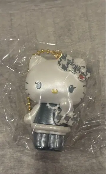 산리오 헬로키티 시크릿 마스코트 참 하운드투스