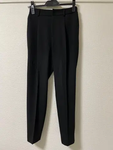 [새상품급] LAUTREAMONT 슬림 레그 팬츠