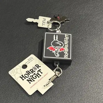 유니버셜 스누피 릴 키체인 할로윈 파크 내 한정품 러버