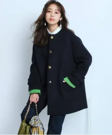 새상품급 JUSGLITTY 노카라 A라인 코트 1 블랙