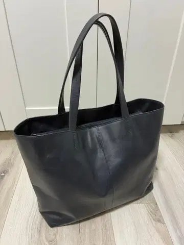 그린라벨 기능성 가죽 토트백 네이비