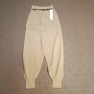 새상품 스탄닝 루어 리브 니트 팬츠