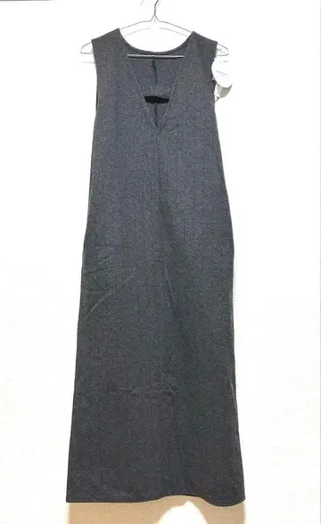 택 포함 새상품 포켓 V넥 원피스 롱 기장