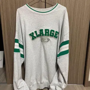 XLARGE 상의