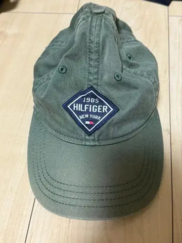 TOMMY HILFIGER 올리브 그린 캡 1985 모델