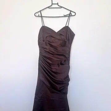 야간업소 체형 커버 다크 브라운 스트랩 드레스 엘레강트 새틴풍