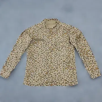 어반 리서치 긴팔 셔츠 표범 무늬 레오파드 올 패턴 루드 펑크