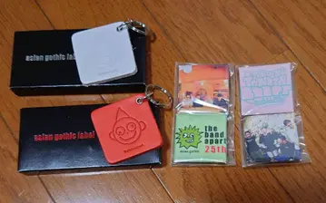 the band apart 키링 & 핀 배지 세트