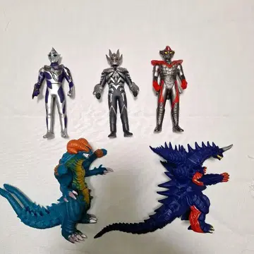 울트라 괴수 시리즈 5체 세트