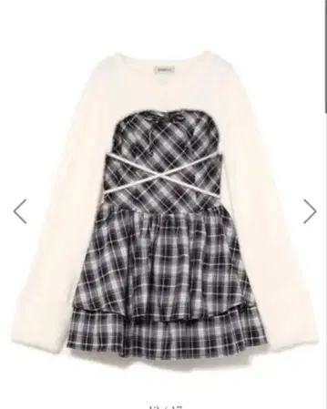 bubbles 오픈 넥 개더 원피스