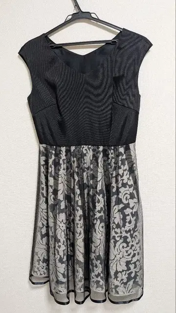 엘레강트 슬리브리스 원피스 M