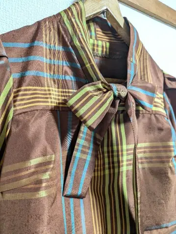 보타이 블라우스 스트라이프 긴팔 블라우스 핸드메이드